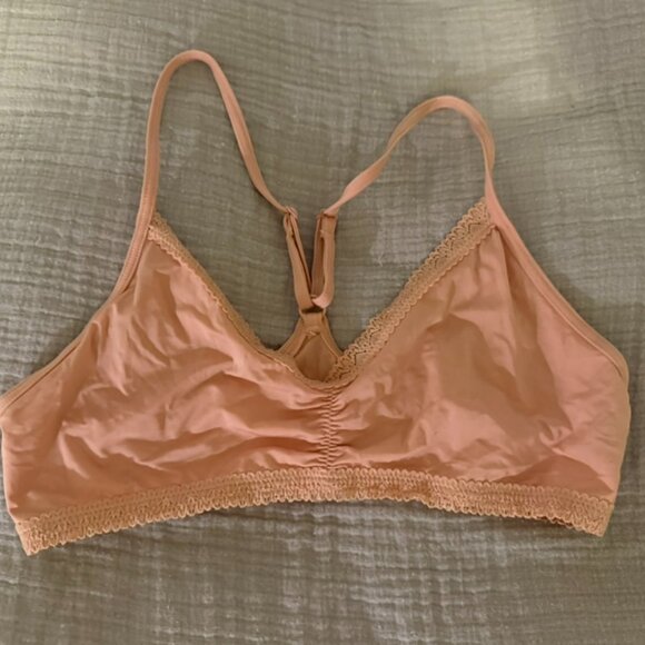 Blush Bra lounge - Picture 1 of 3